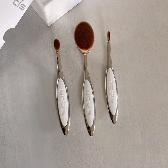 Artis Elite Collection Special Three Brush Set.